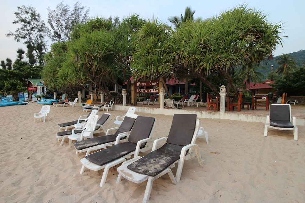 Lanta Villa Resort 43/58