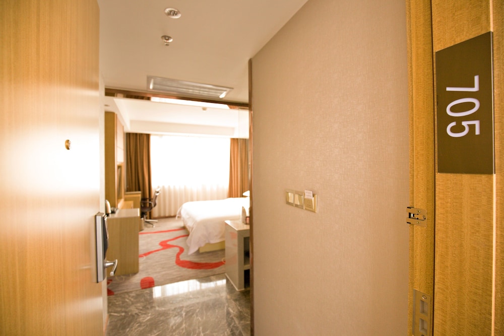 XingHe Hotel East Railway Branch 21/22