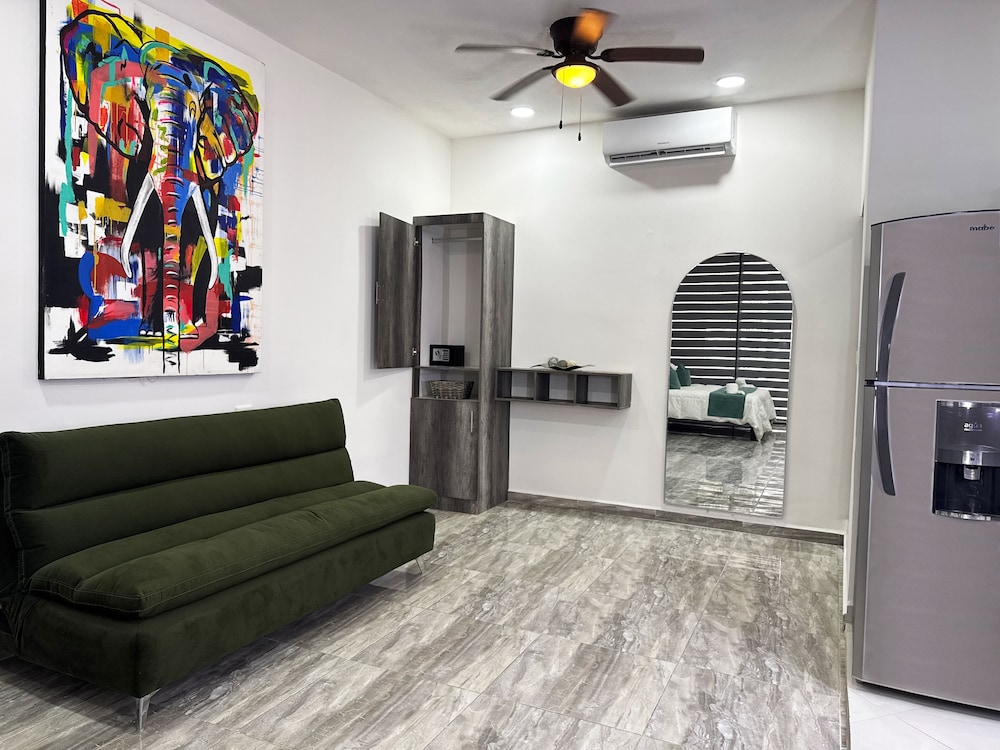 SILVERSANDS Hotel Boutique 5Th Ave 47/68