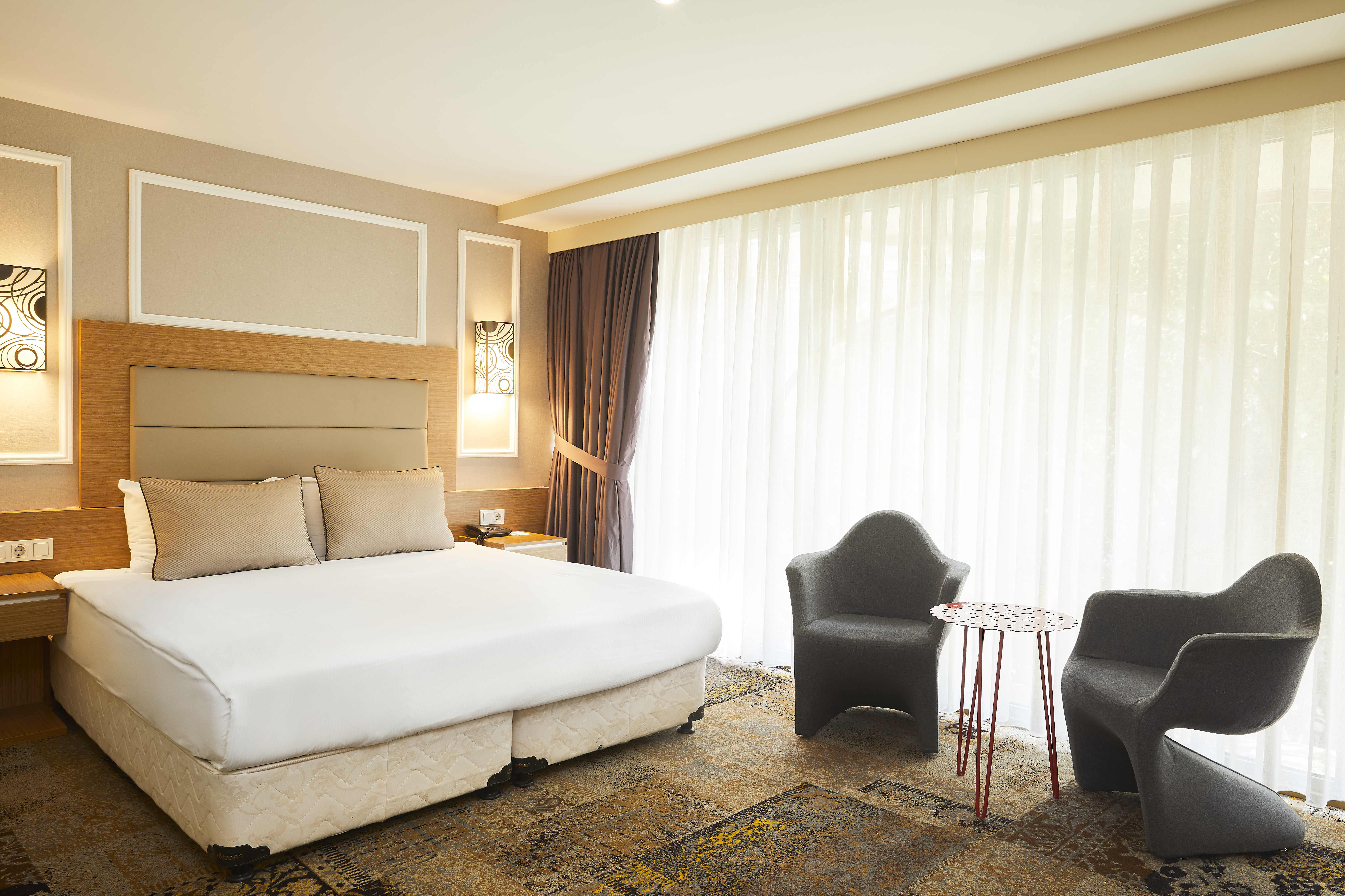 Room at All Seasons Hotel Istanbul, ISTANBUL