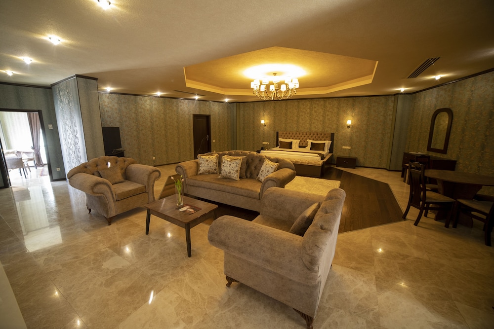 Marxal Resort And Spa 58/78