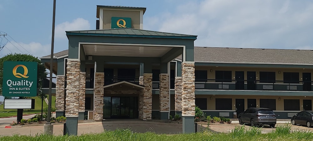 Quality Inn Suites Garland East Dallas 8/56