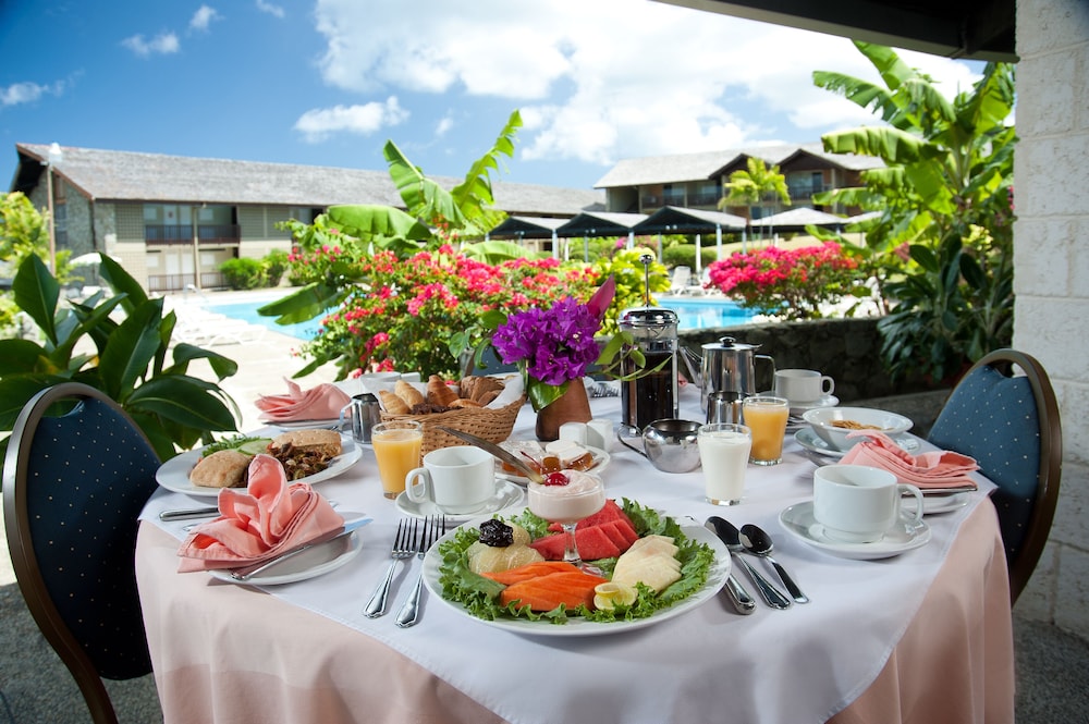 MOUNT IRVINE BAY RESORT 53/70