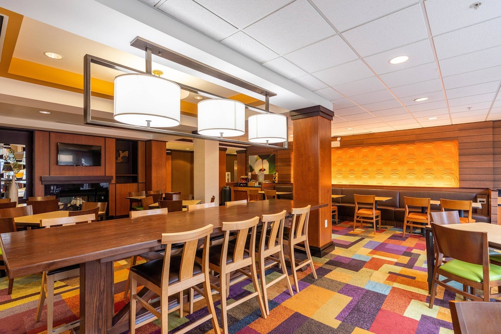 Fairfield Inn Suites Carlisle 45/55