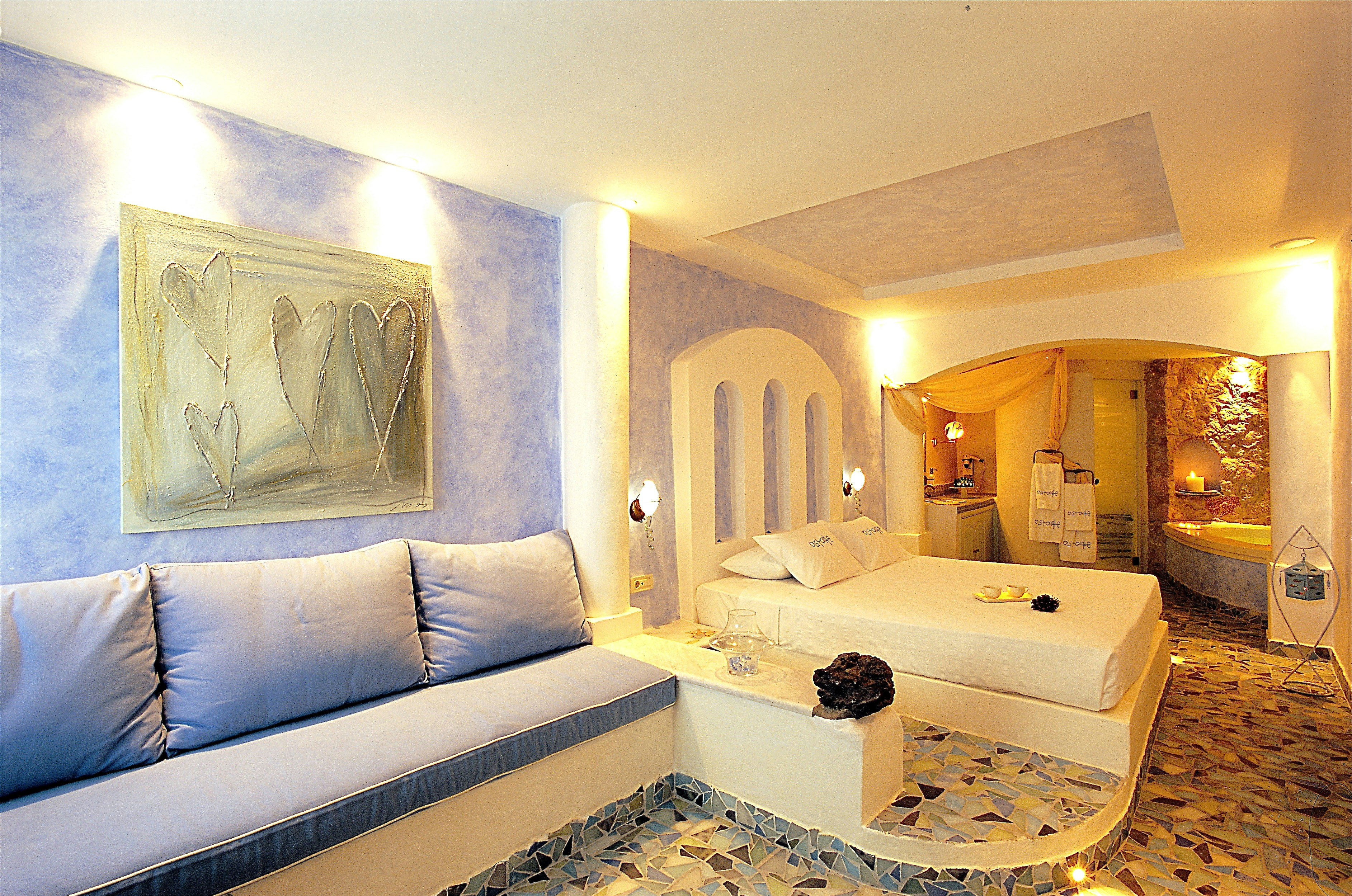 Astarte Suites 2/18