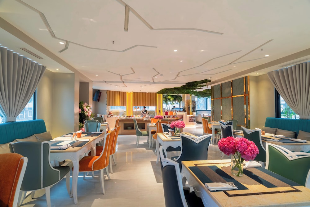A&EM Saigon Hotel 63/77