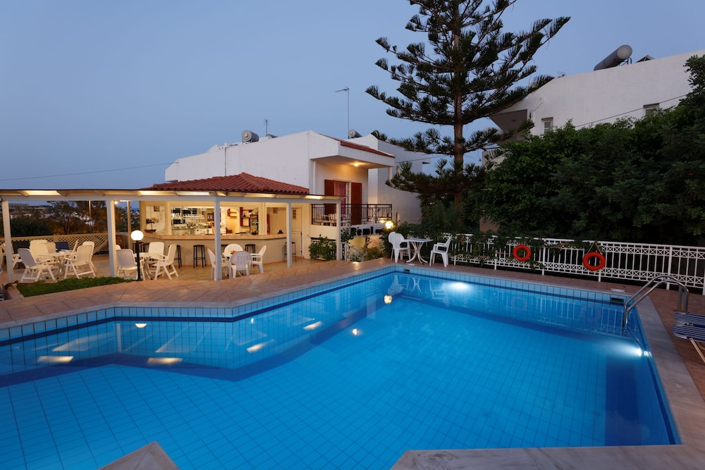 Remi Studios Apartments in HERSONISSOS