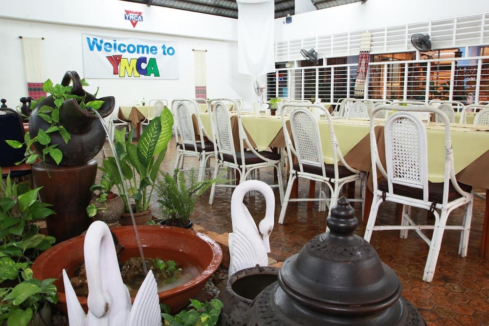 YMCA International Hotel 49/63