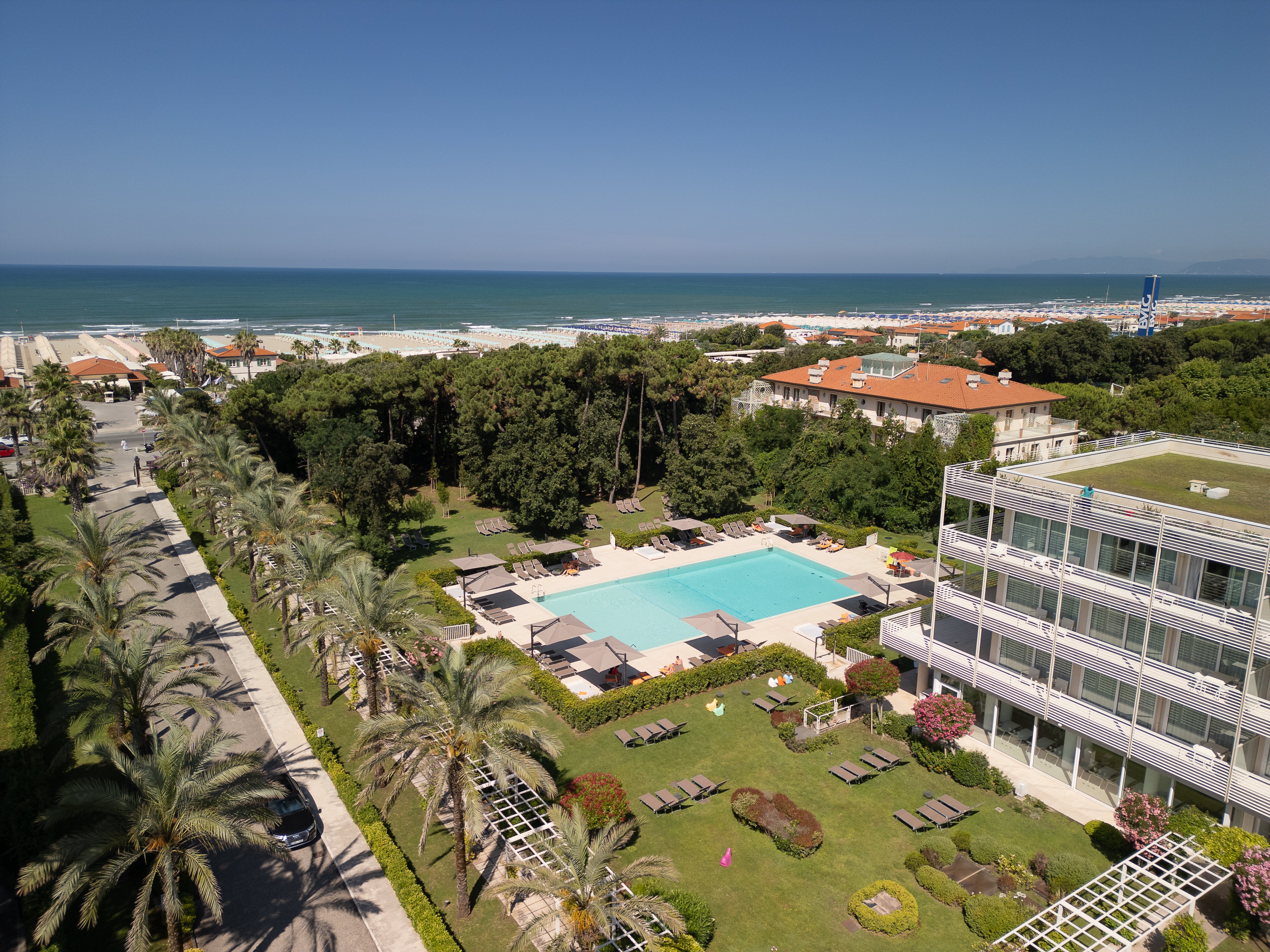 Versilia Lido Una Esperienze 6/82