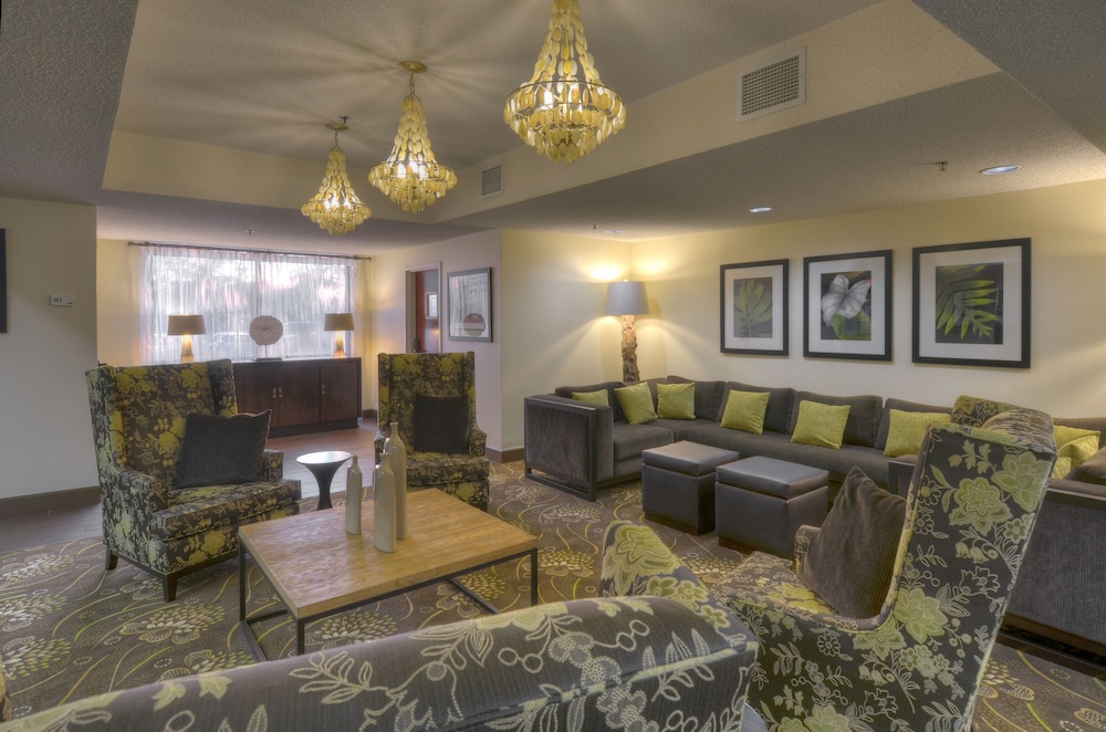 Hampton Inn Georgetown Marina 24/35
