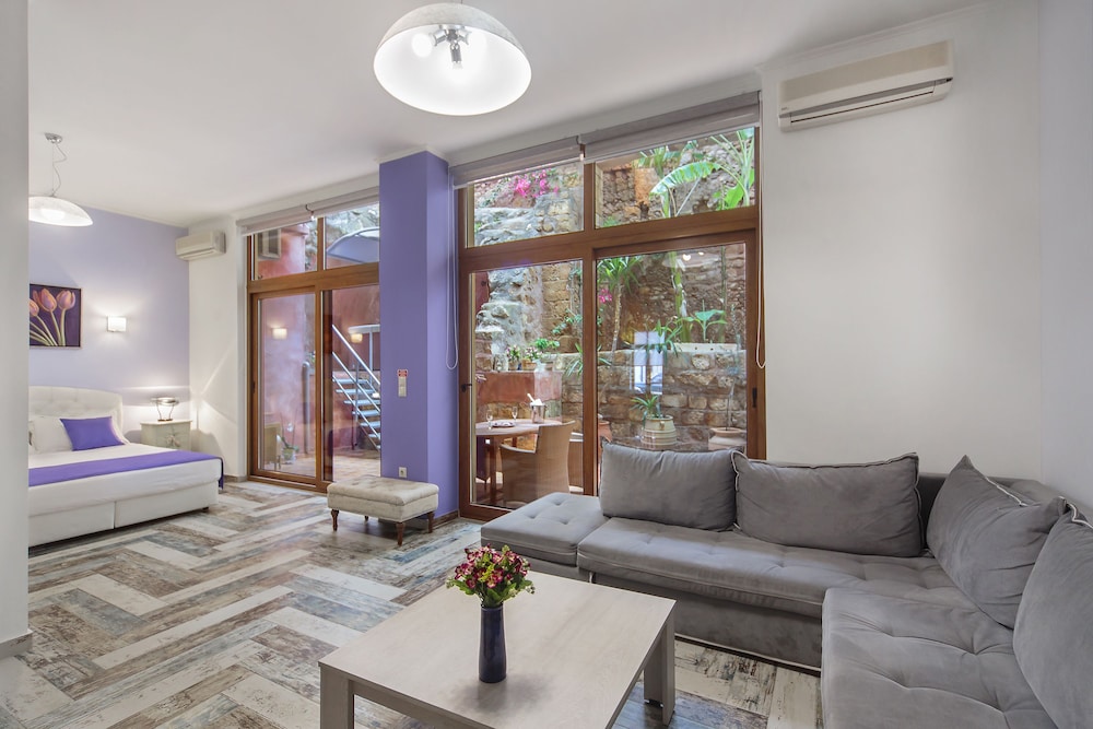 Casa Kasteli 30/50