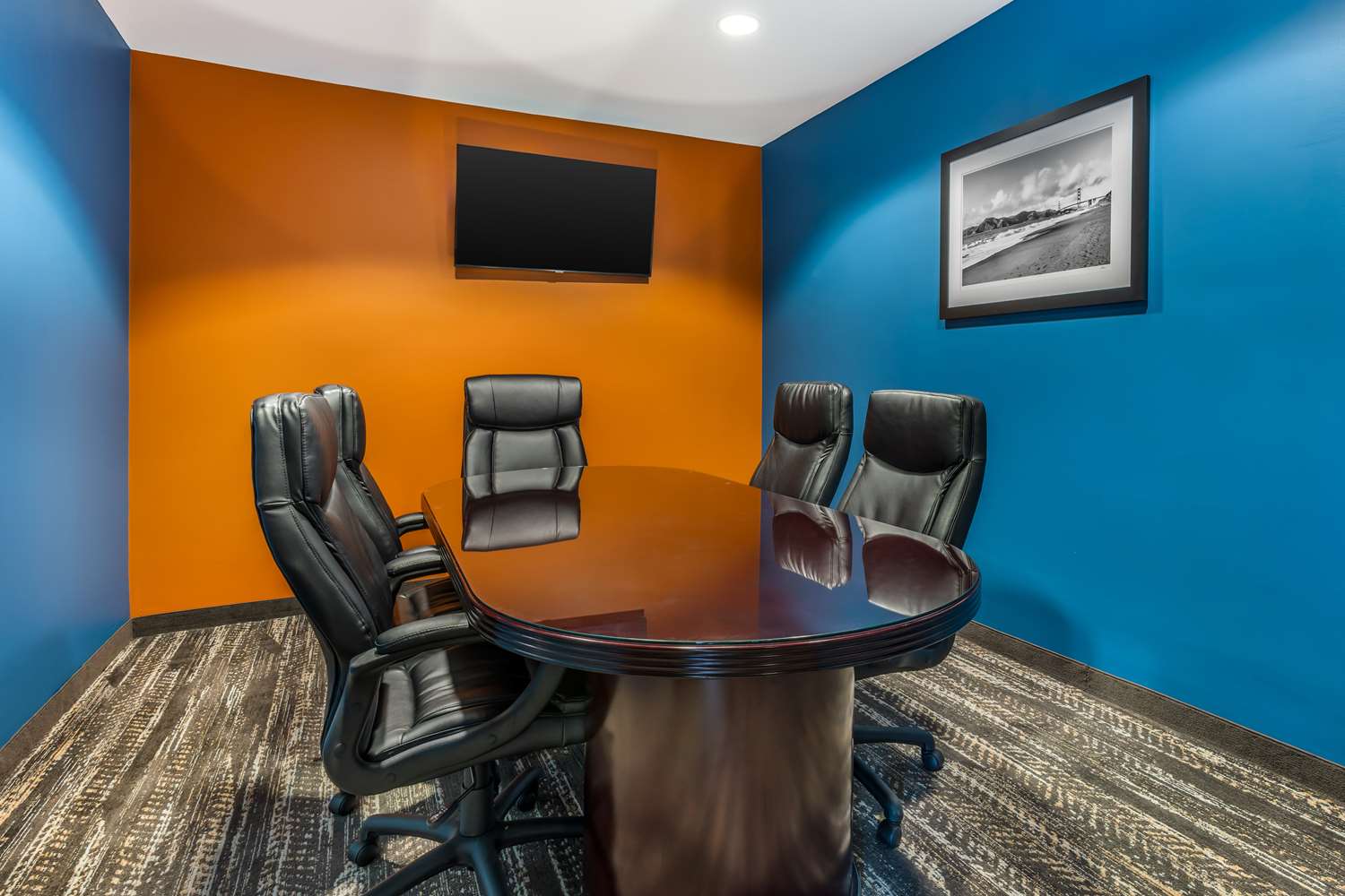 Best Western Plus Wine Country Inn & Suites 16/22