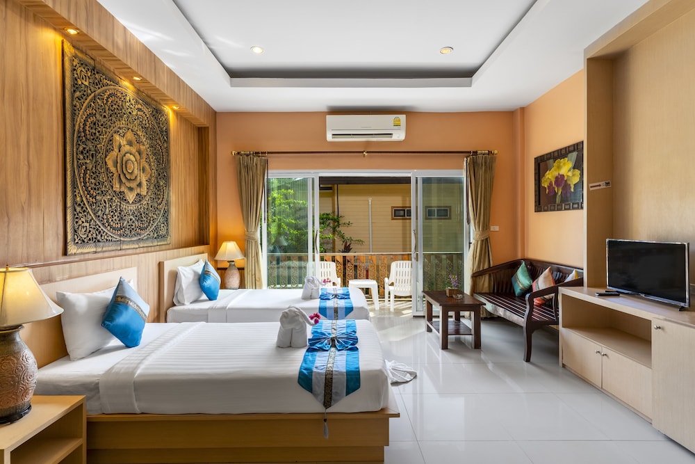 COCONUT BEACH RESORT 30/74