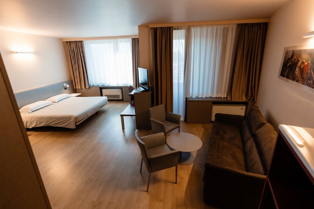 Hotel Ristorante I Castelli 5/50
