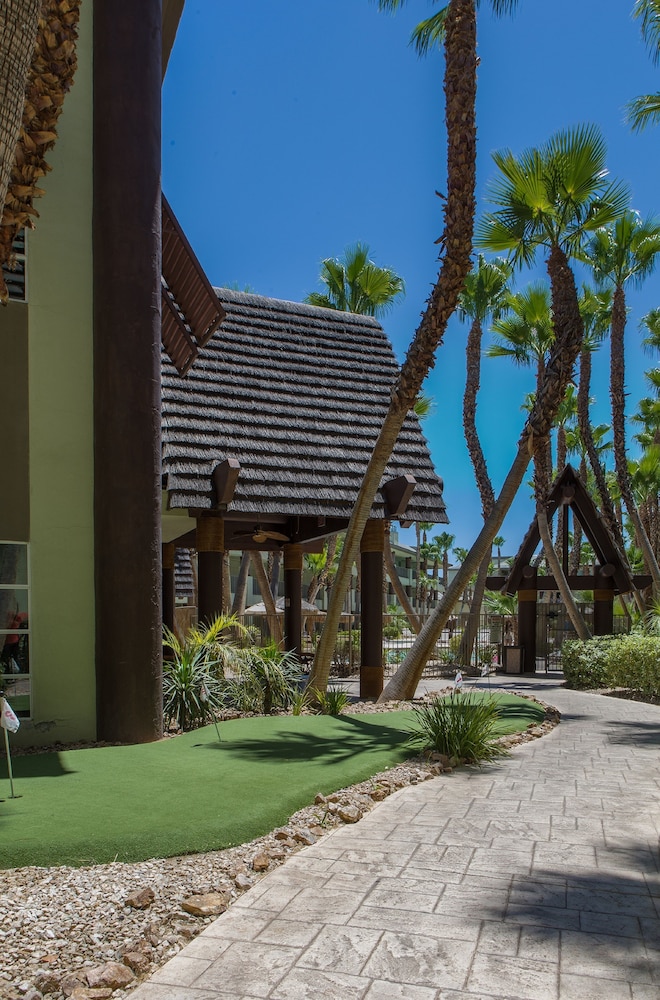 Tahiti Resort 35/41