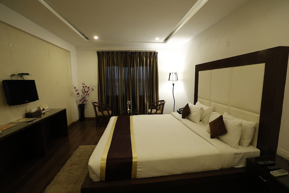 Park Inn & Suites by Radisson Bengaluru Yelahanka 14/50