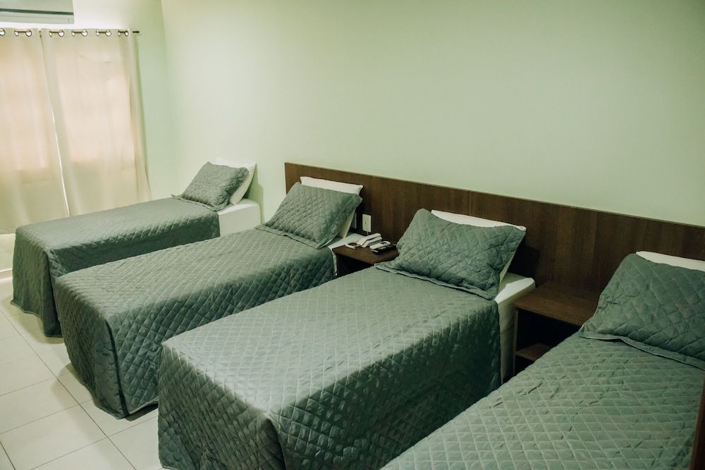 Trindade Plaza Hotel 7/29