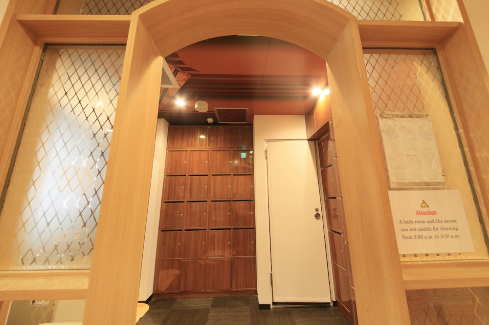 Ueno Station Hostel Oriental 1 30/50