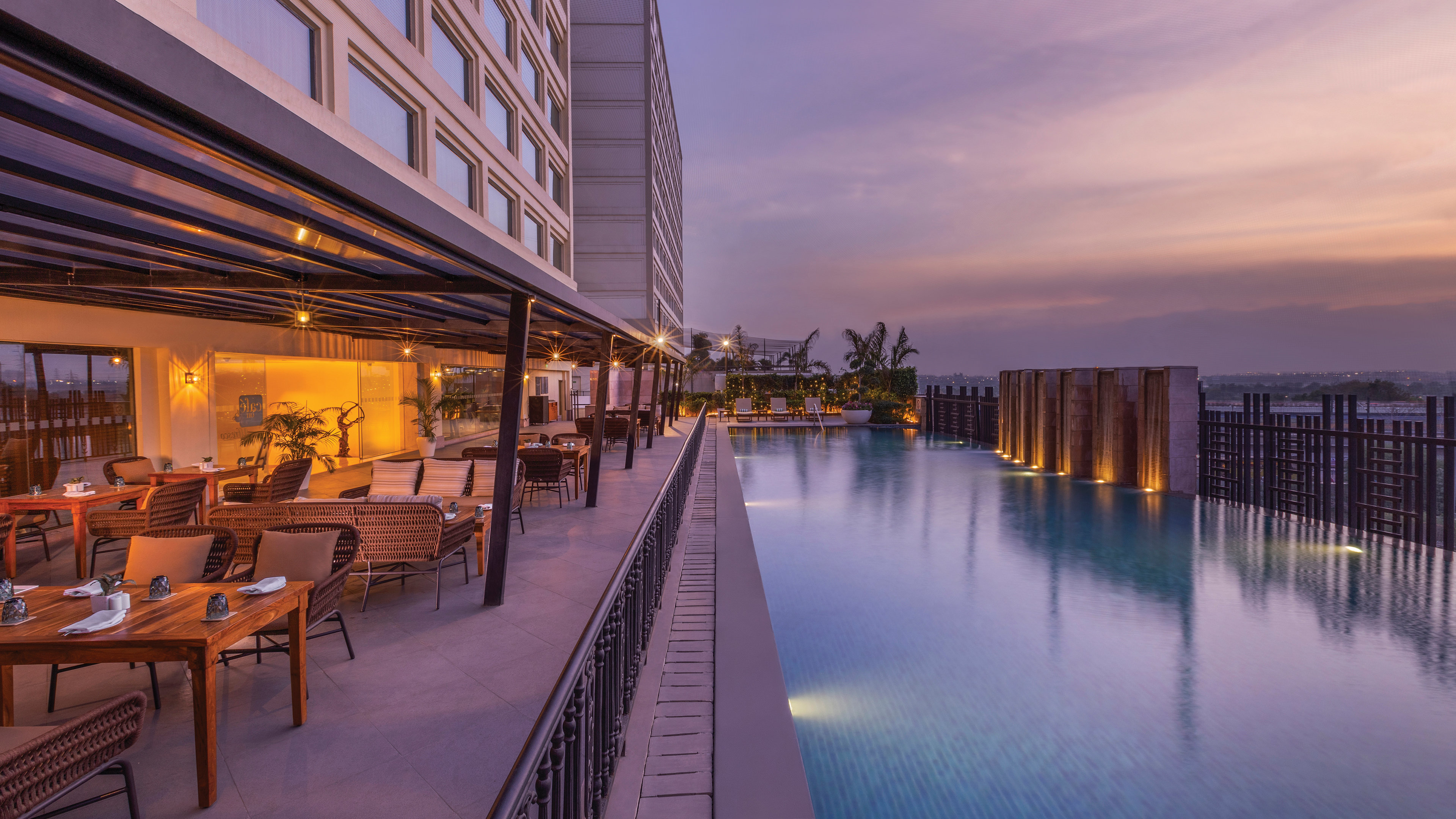 Holiday Inn New Delhi Mayur Vihar Noida 54/74