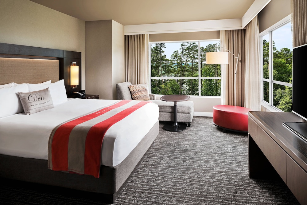 The Stateview Hotel Autograph Collection 10/57