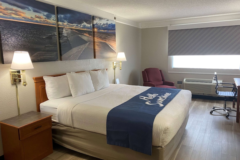 غرفة بسرير كينج لذوي الإعاقة، Days Inn & Suites by Wyndham Arlington Heights 9/10