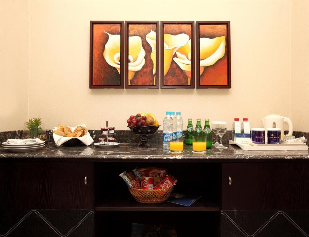فندق مينا الجبيل سابقا جولدن توليب(Razana Hotel Al Jubail) 7/60