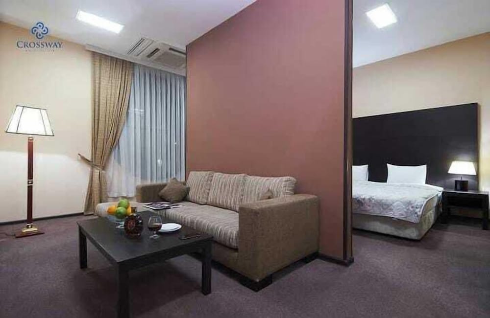 Crossway Hotel Baku 40/60