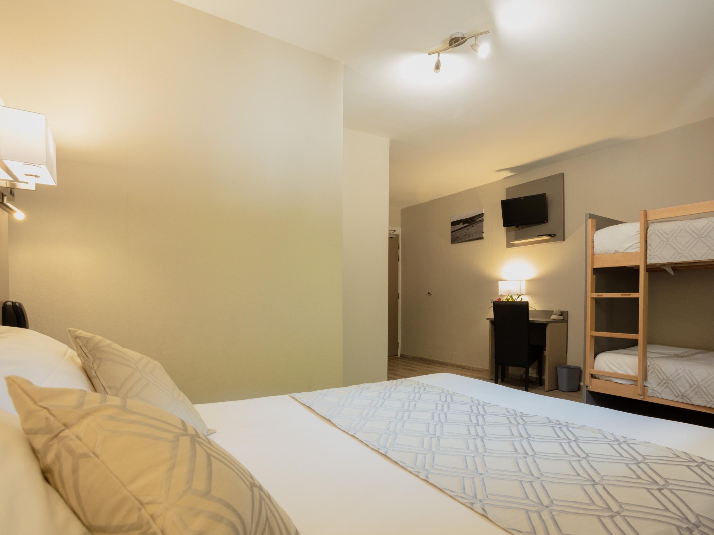 LOGIS HOTEL RESTAURANT FAMILY AND SPA 12/26