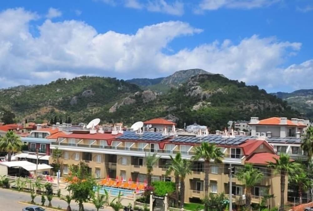 Ozturk Apartments 6/47
