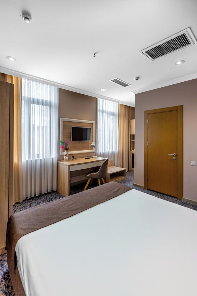 Metro City Hotel 16/44