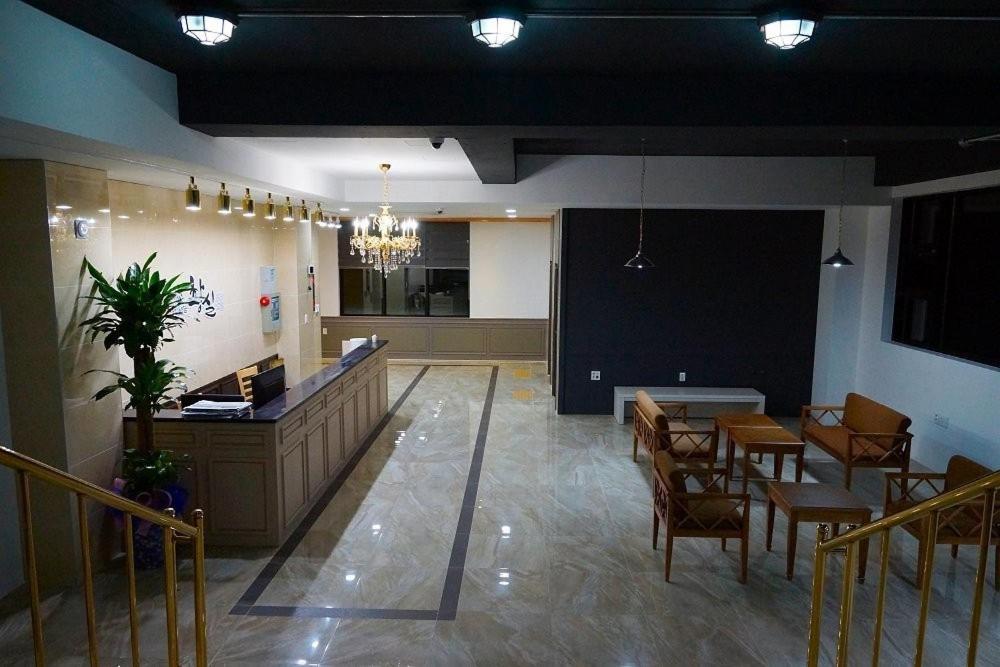 Hwangsil Tourist Hotel 4/28