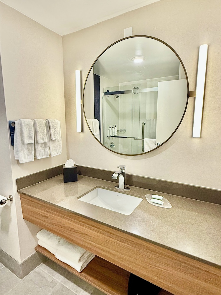 غرفة بسريرين كوين لذوي الإعاقة، Fairfield Inn And Suites Knoxville East 8/8