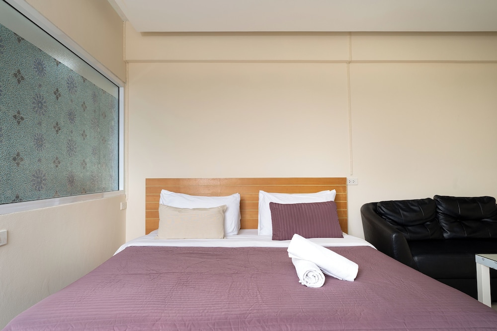 J Residence 23/46