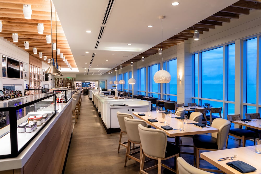 Lido Beach Resort 36/50