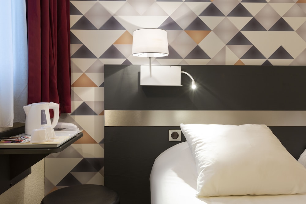 غرفة بسرير مزدوج لذوي الإعاقة، Comfort Hotel Paris Porte d Ivry 5/5