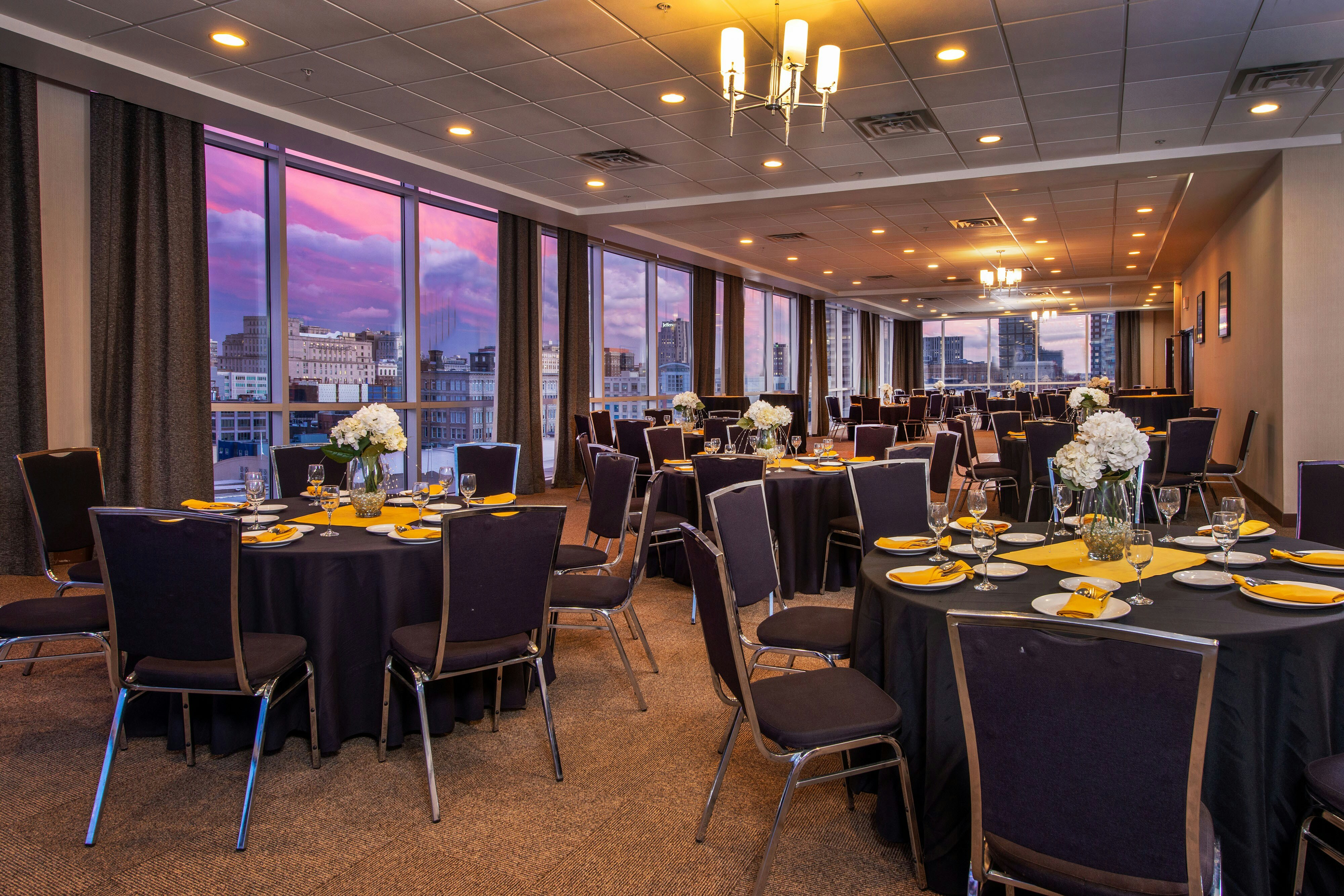 Four Points by Sheraton Philadelphia City Center 30/48