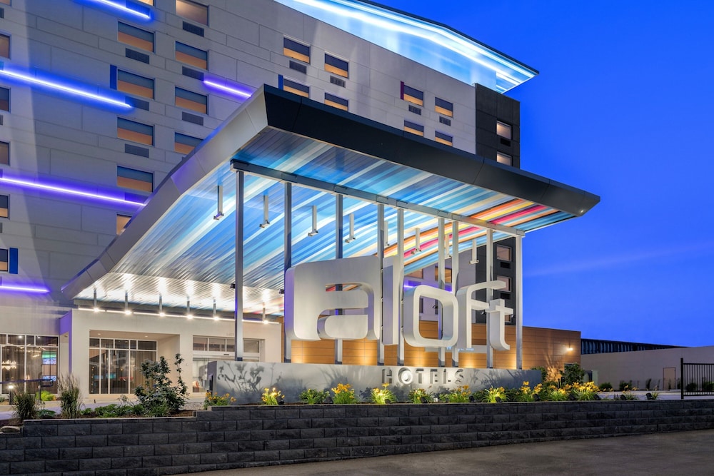 Aloft Chicago Schaumburg 2/32