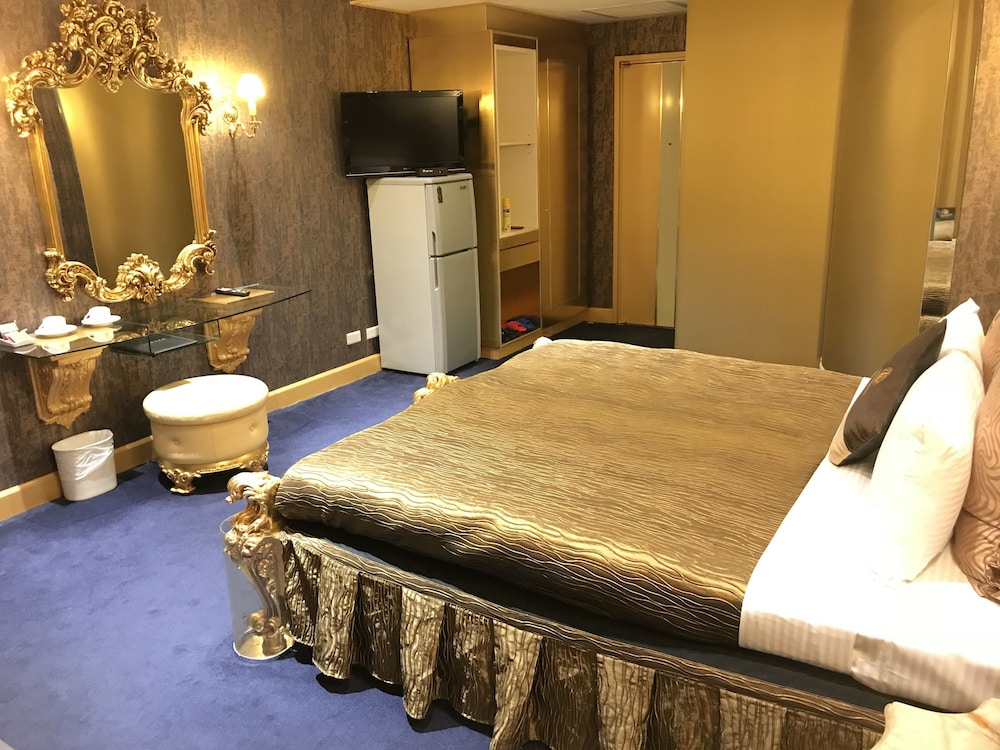 King of France Palace Hotel 15/18