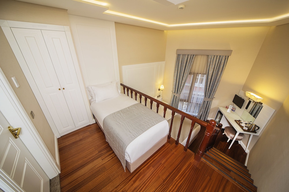 Ada Karakoy Hotel 19/60