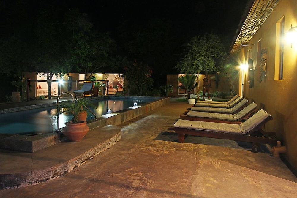 Normann Safari Bush Lodge 38/50