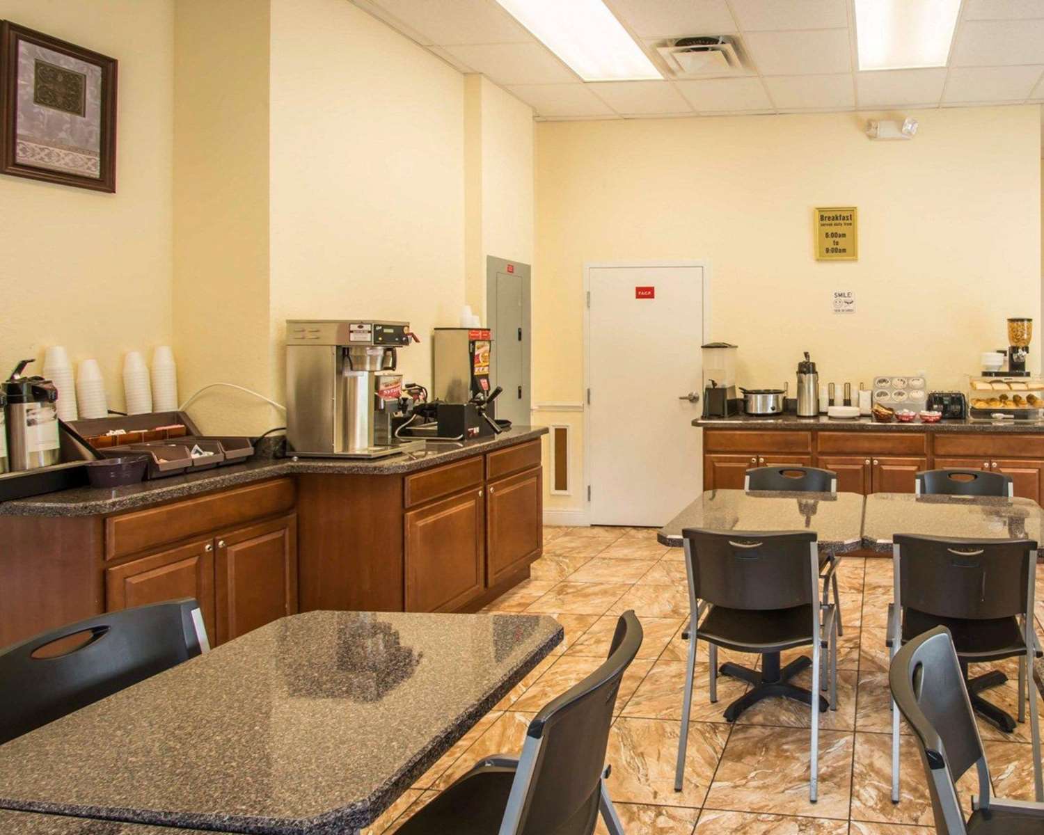Green Palms Extended Stay 17/23