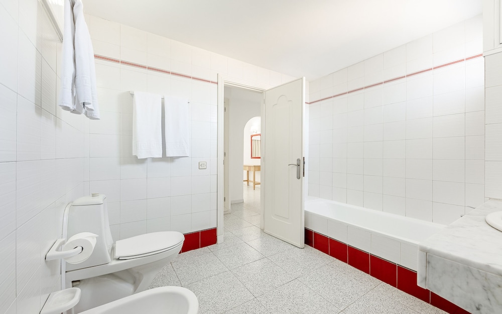 Apartamentos LIVVO Koala Garden 43/46