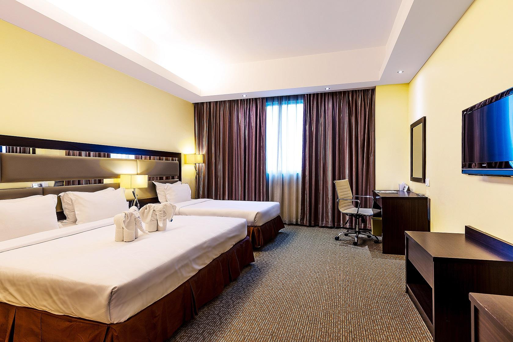 Superior, Single, 1 King and 1 Single Beds