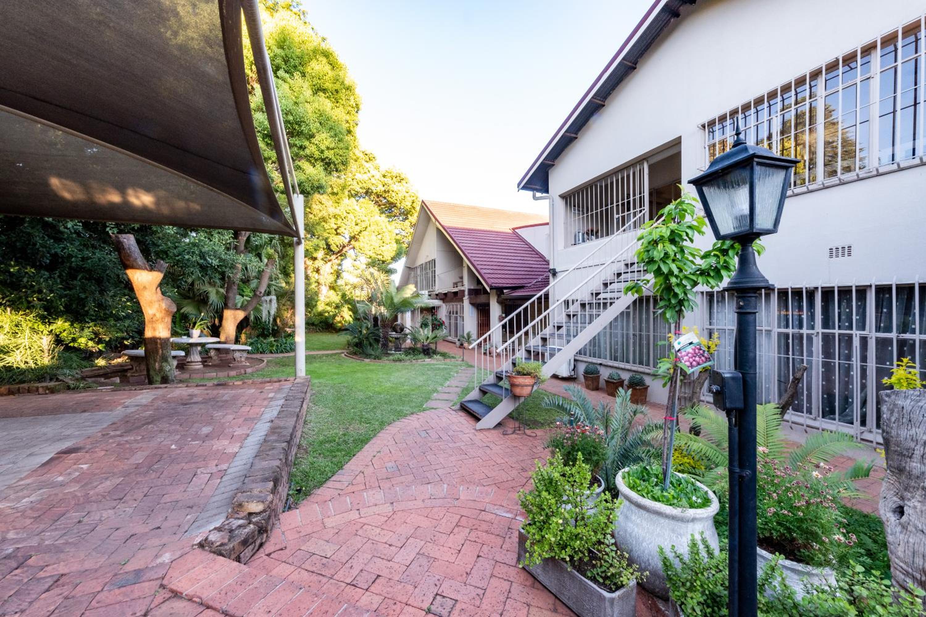 Fralande Self Catering Units 26/29