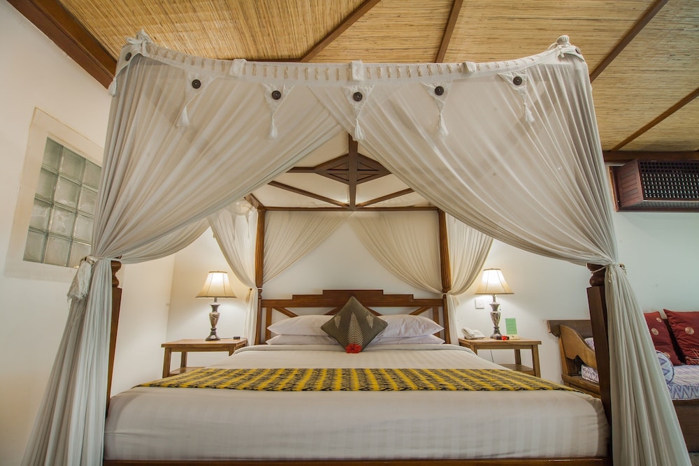 Suite, River View
