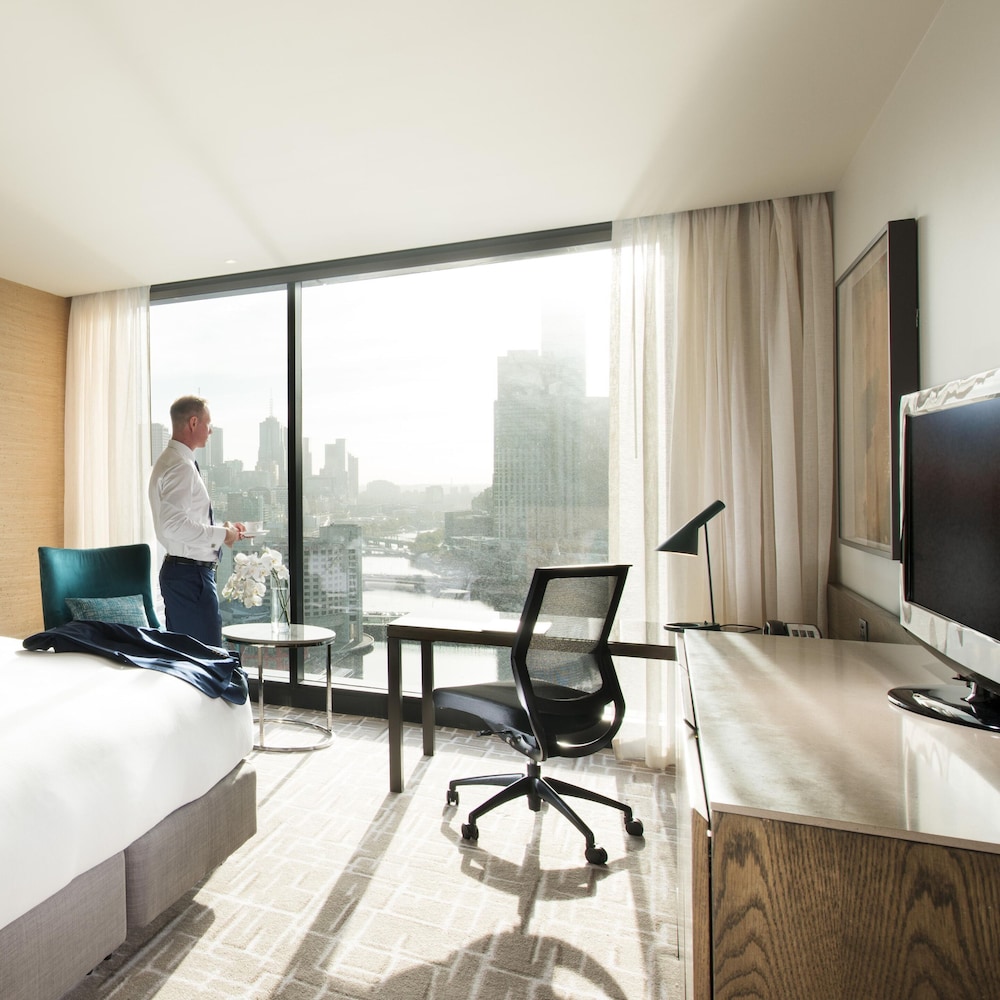 PAN PACIFIC MELBOURNE 58/73