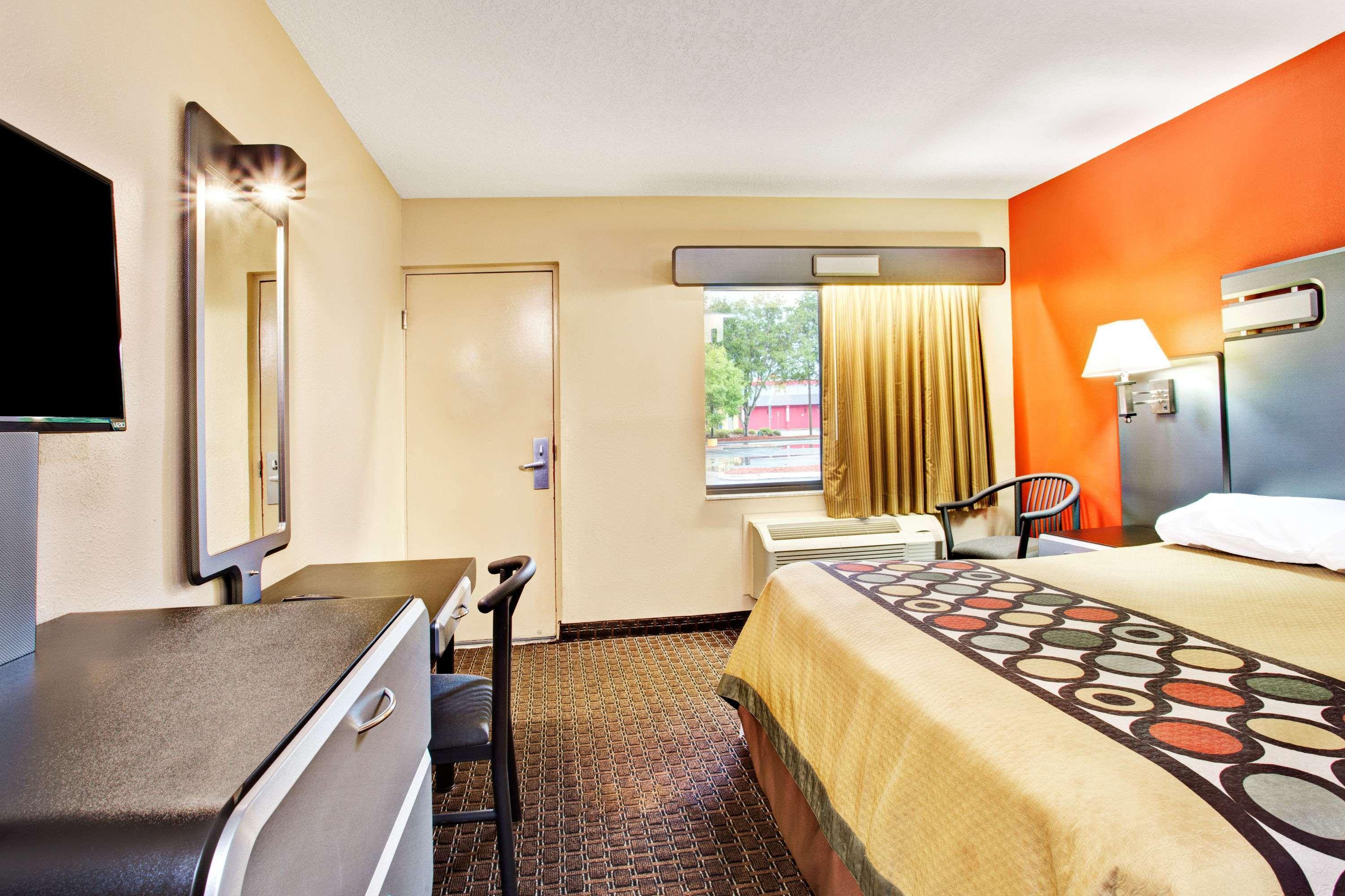 Super 8 By Wyndham Kissimmee/Maingate/Orlando Area 19/28