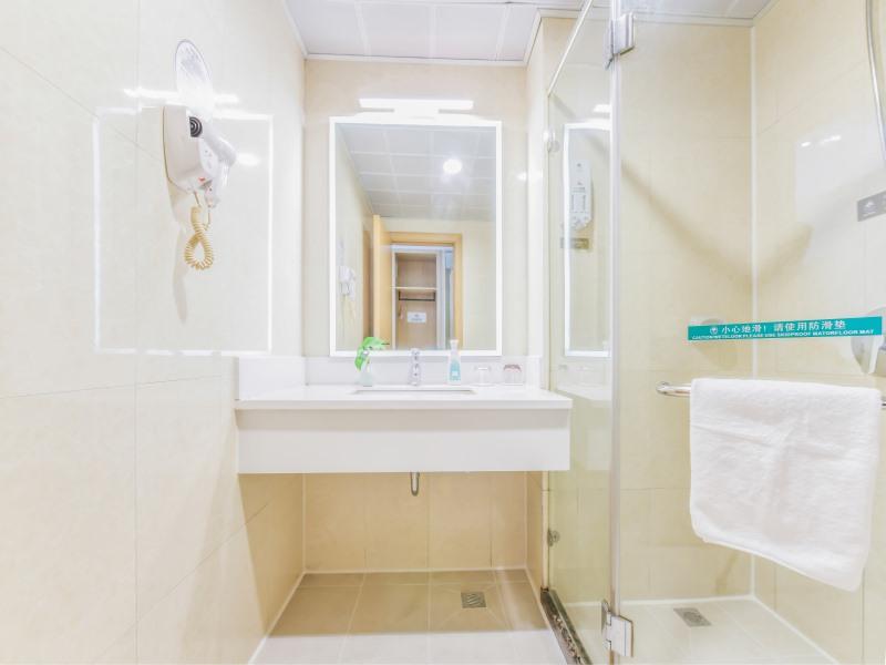 GreenTree Inn ShangHai SongJiang SongDong Hotel 48/48