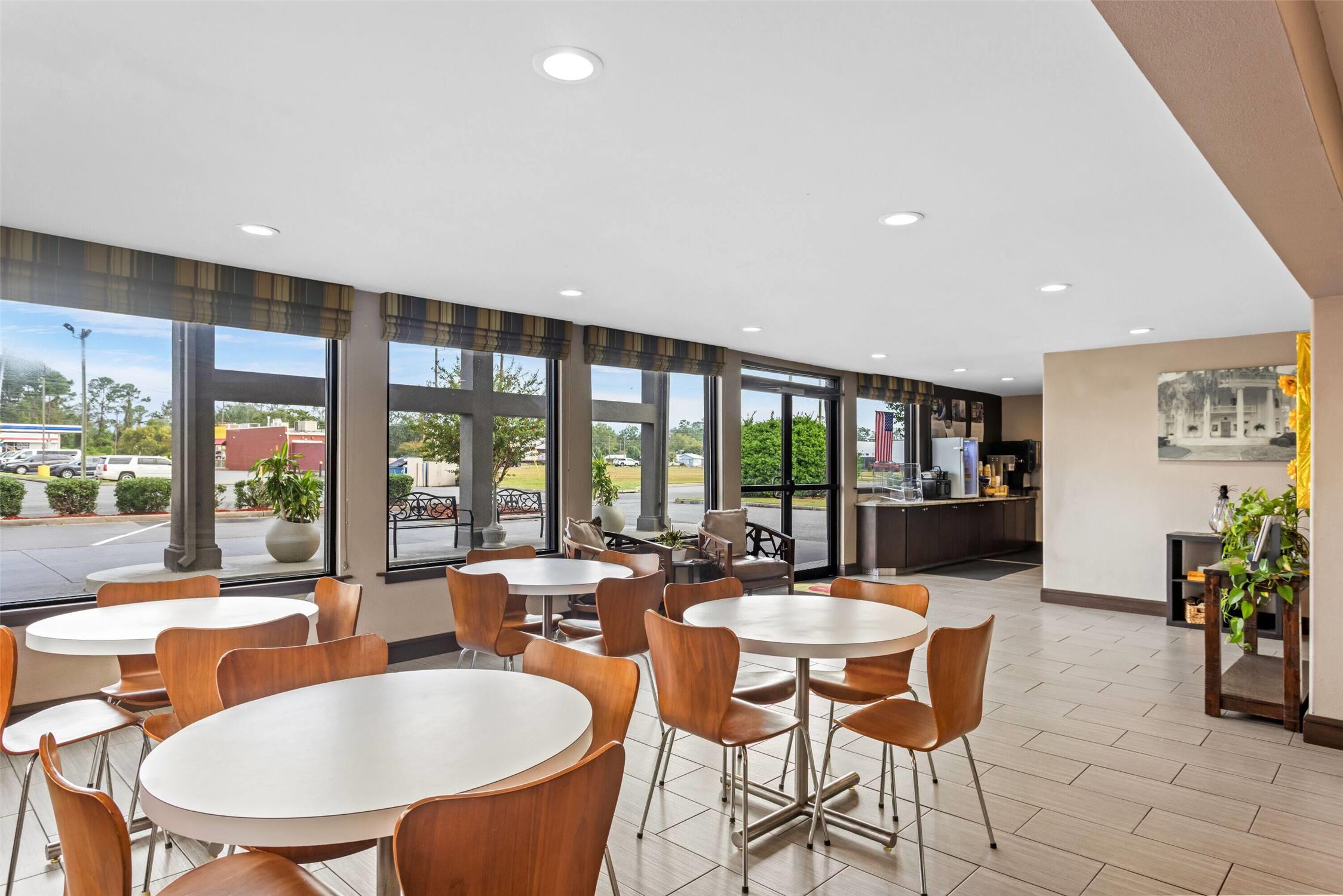 Super 8 By Wyndham Valdosta Conf Center Area 19/37