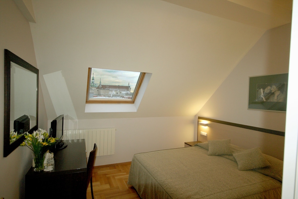 Hotel Praga 1 19/44